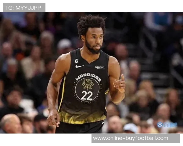 维金斯表现不佳13投7中仅得17分9篮板6助攻2盖帽5失误令人失望